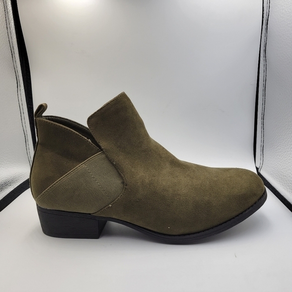 Mia Amore Lourie Bootie in Olive Green Sz 8.5 - Picture 8 of 10